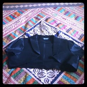 Short sleeve Dressy Shrug